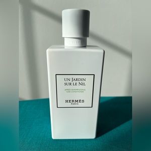HERMES UN ARDIN SUR LE NIL CONDITIONER